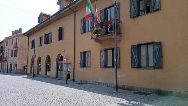 Caselle, ex sede comunale di via Cravero: l’edificio che nessuno vuole