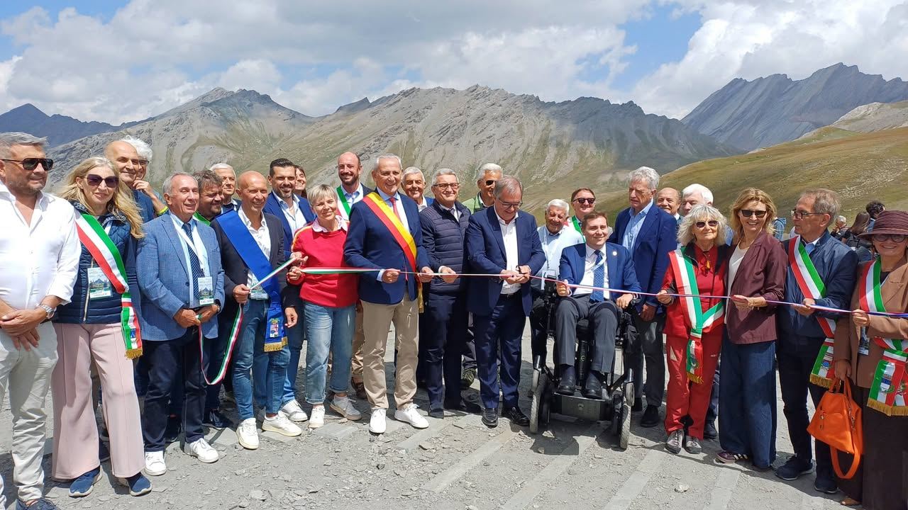 🇮🇹 🇫🇷 La Festa delle Alpi oggi a Pontechianale e al Colle dell'Agnello per…