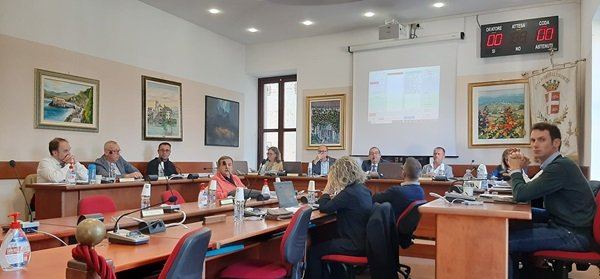 in Consiglio Comunale poche parole sulla questione dello studentato