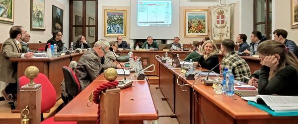 CONSIGLIO COMUNALE DI CASELLE: RITIRATO L’AGGIORNAMENTO DEL PIANO DI PROTEZIONE CIVILE