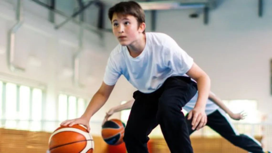 Caselle, la scuola riparte con una nuova palestra